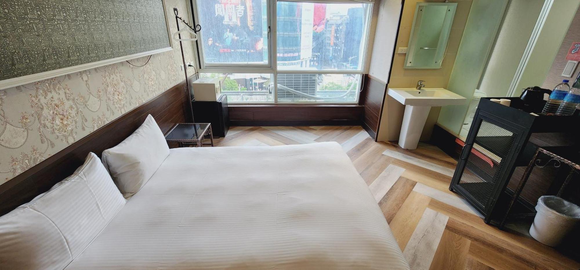Gugis Inn Taipei Exterior photo
